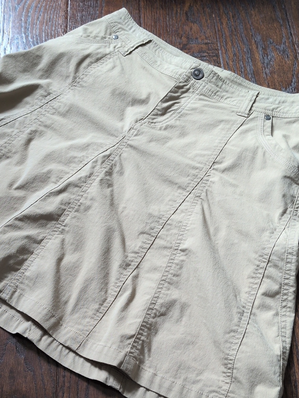 KUHL I Tan Khaki Outdoor Flared Panel Stretch Utility Mini Skirt, 8